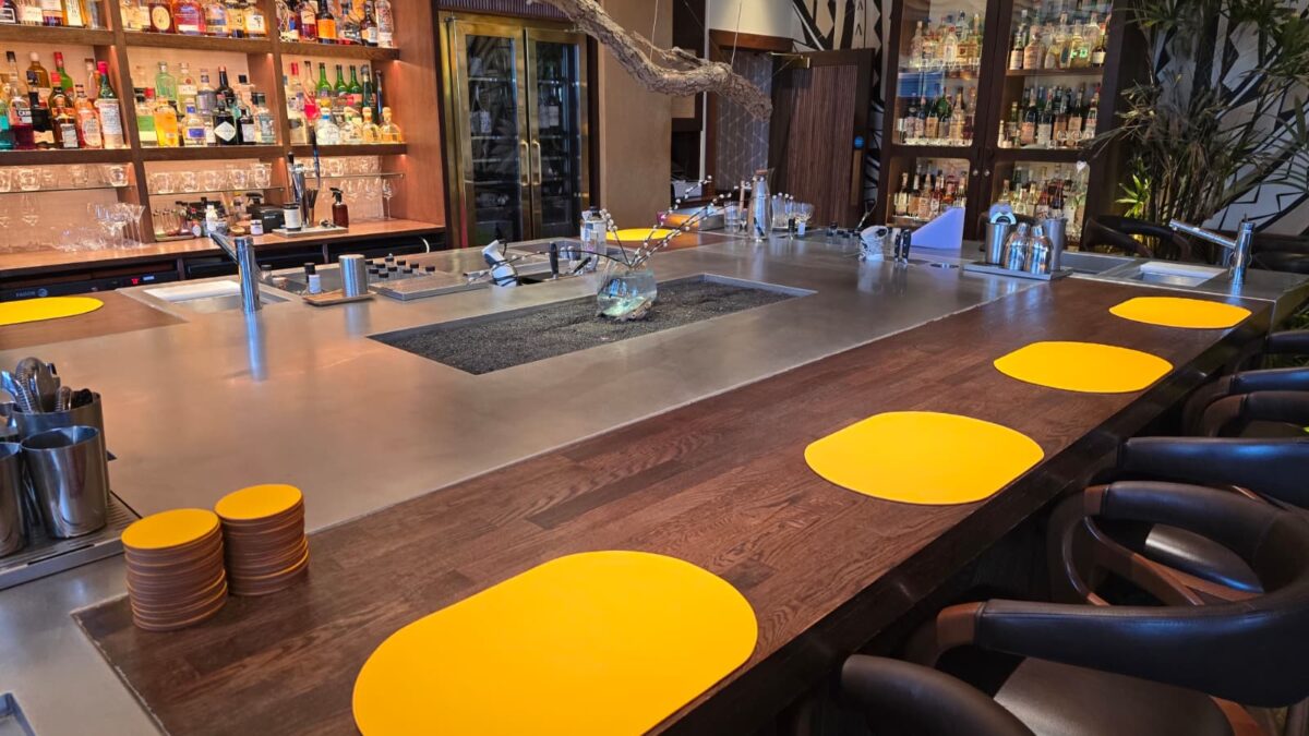 Bespoke leather hospitality accessories for Kwãnt Mayfair